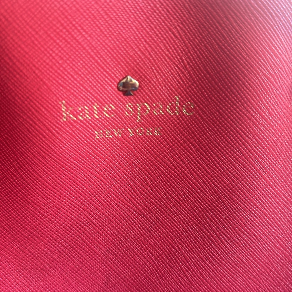 Kate Spade Red Crossbody/Shoulder Purse with Large Beautiful Interior - Picture 4 of 9